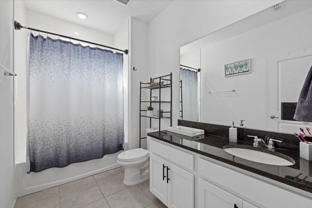 11617 WOODLEAF DRIVE, Lakewood Ranch, FL 34211