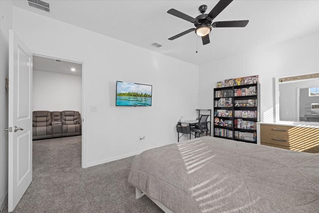 11617 WOODLEAF DRIVE, Lakewood Ranch, FL 34211