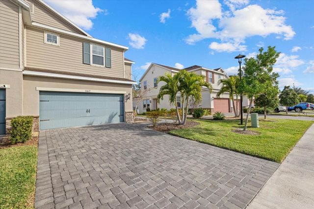 11617 WOODLEAF DRIVE, Lakewood Ranch, FL 34211