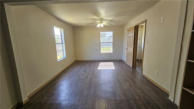 4405 Molina Dr, Corpus Christi, TX 78416