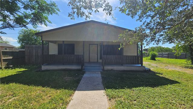 4405 Molina Dr, Corpus Christi, TX 78416
