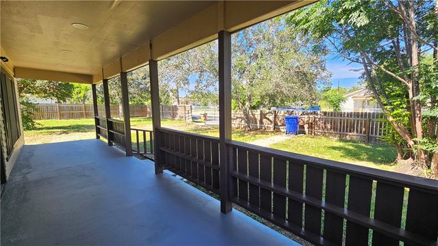 4405 Molina Dr, Corpus Christi, TX 78416