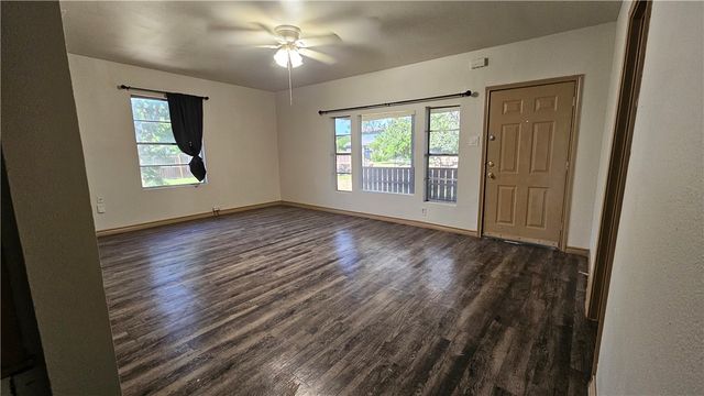 4405 Molina Dr, Corpus Christi, TX 78416