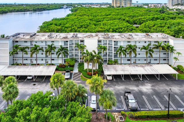 689 NE 6th Court 4050, Boynton Beach, FL 33435