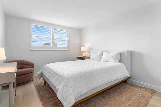 689 NE 6th Court 4050, Boynton Beach, FL 33435