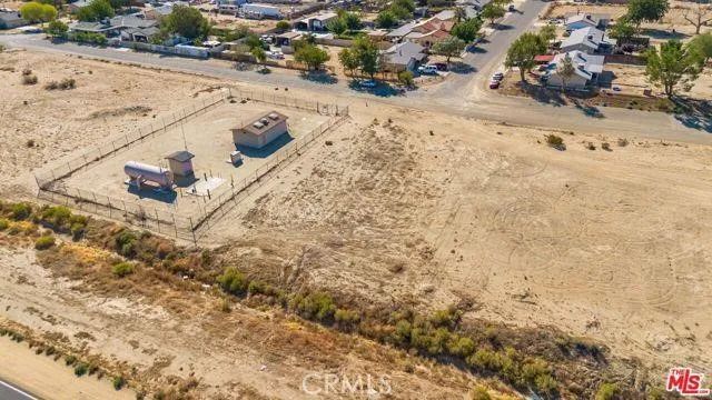 16520 Lake Los Angeles, Lake Los Angeles, CA 93591