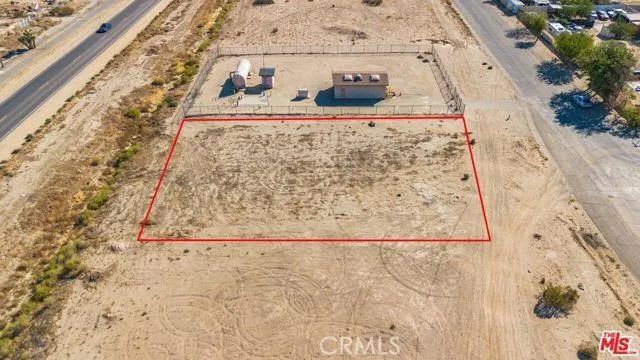 16520 Lake Los Angeles, Lake Los Angeles, CA 93591
