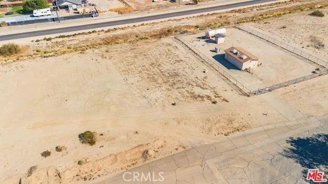 16520 Lake Los Angeles, Lake Los Angeles, CA 93591