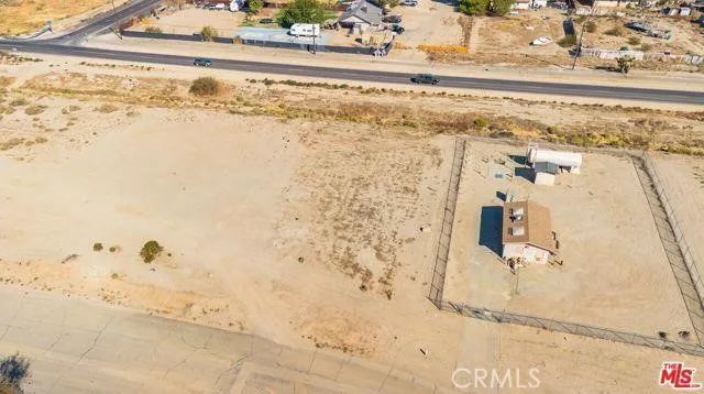 16520 Lake Los Angeles, Lake Los Angeles, CA 93591