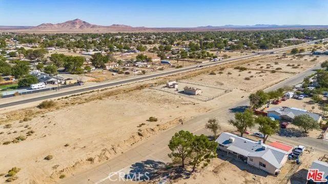 16520 Lake Los Angeles, Lake Los Angeles, CA 93591