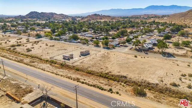 16520 Lake Los Angeles, Lake Los Angeles, CA 93591