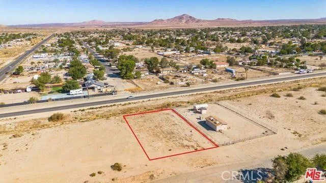 16520 Lake Los Angeles, Lake Los Angeles, CA 93591