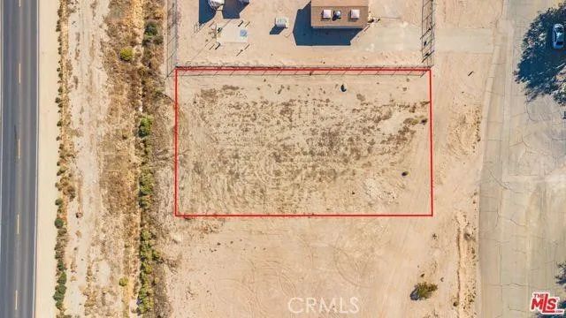 16520 Lake Los Angeles, Lake Los Angeles, CA 93591