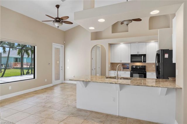 4901 SW 27th PL, Cape Coral, FL 33914