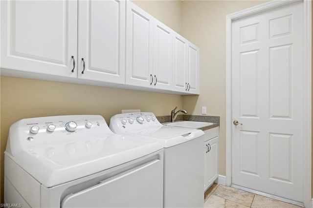 4901 SW 27th PL, Cape Coral, FL 33914