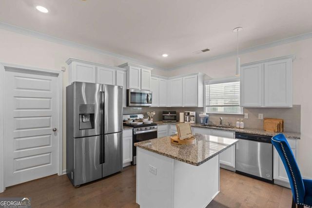 73 Eagles Perch Road, Loganville, GA 30052
