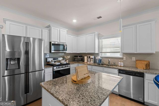 73 Eagles Perch Road, Loganville, GA 30052