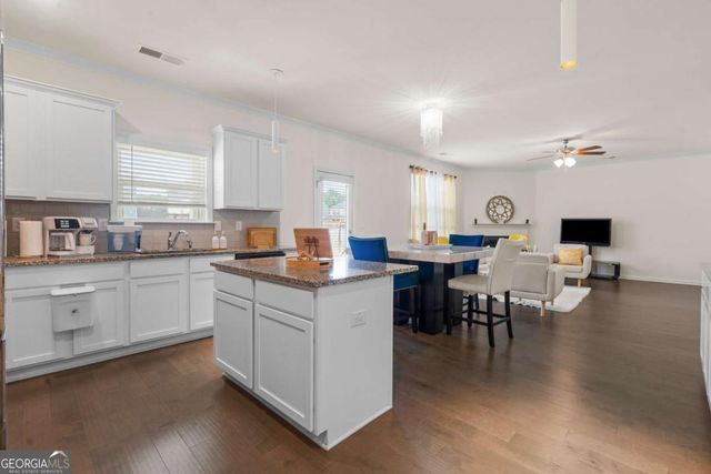 73 Eagles Perch Road, Loganville, GA 30052
