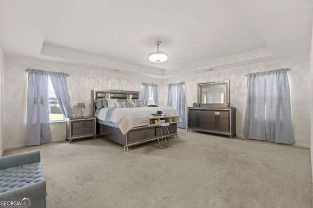73 Eagles Perch Road, Loganville, GA 30052
