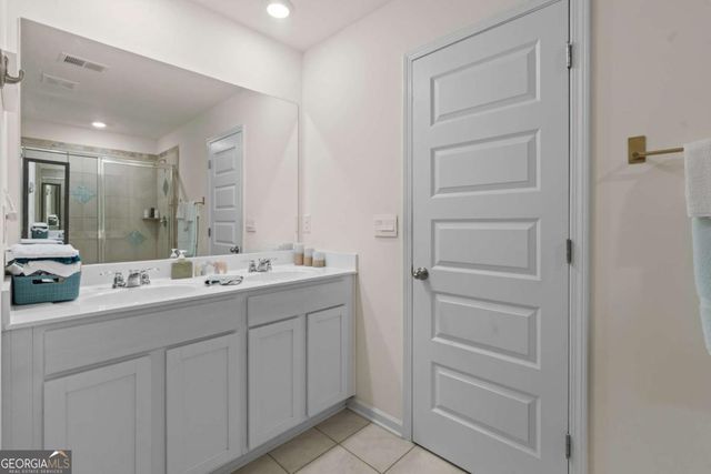 73 Eagles Perch Road, Loganville, GA 30052