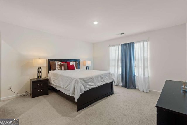 73 Eagles Perch Road, Loganville, GA 30052