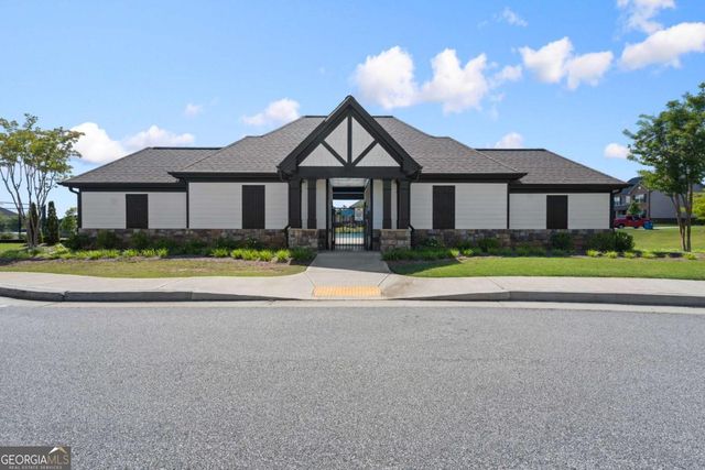 73 Eagles Perch Road, Loganville, GA 30052