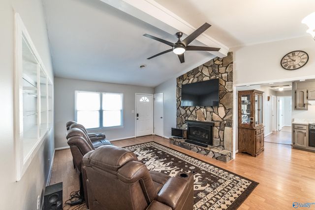 912 Mountain Gap Road, Huntsville, AL 35803