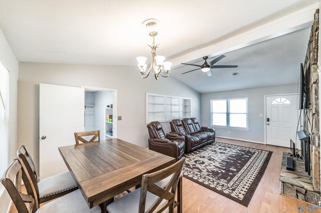 912 Mountain Gap Road, Huntsville, AL 35803