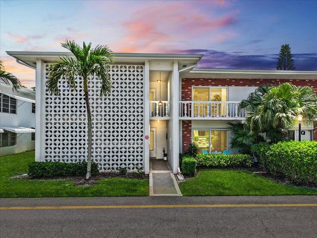 4501 S Ocean Boulevard F2, South Palm Beach, FL 33480