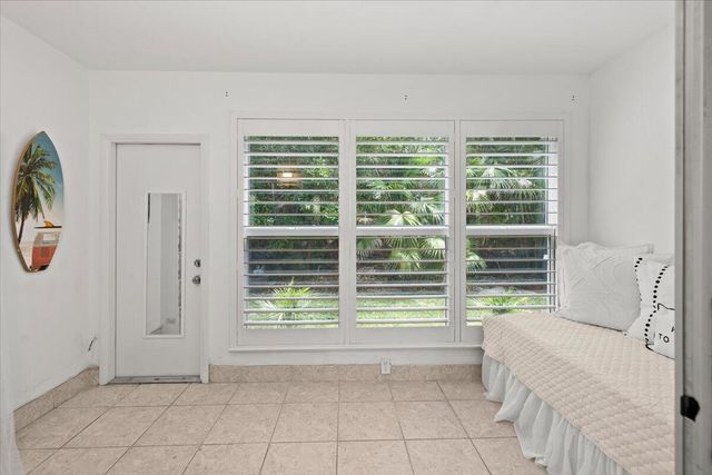 4501 S Ocean Boulevard F2, South Palm Beach, FL 33480