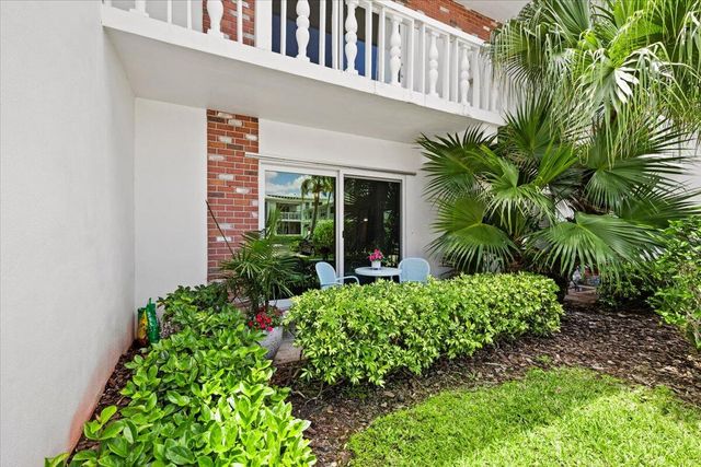 4501 S Ocean Boulevard F2, South Palm Beach, FL 33480