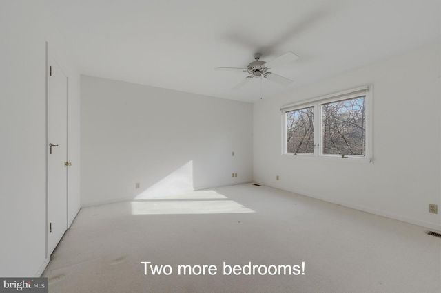 21 STABLER CIR, Wilmington, DE 19807