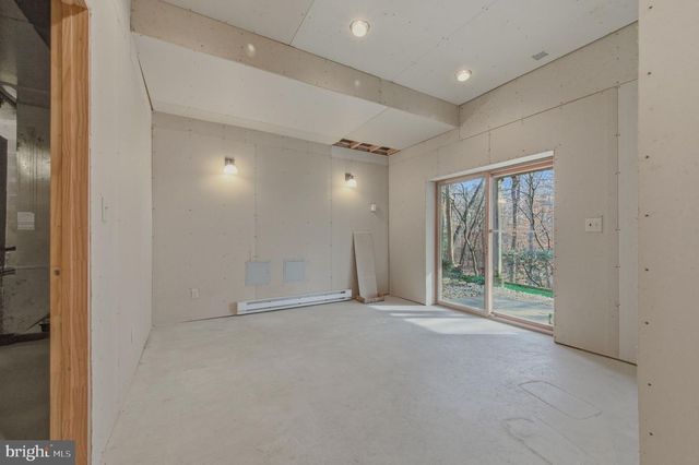 21 STABLER CIR, Wilmington, DE 19807