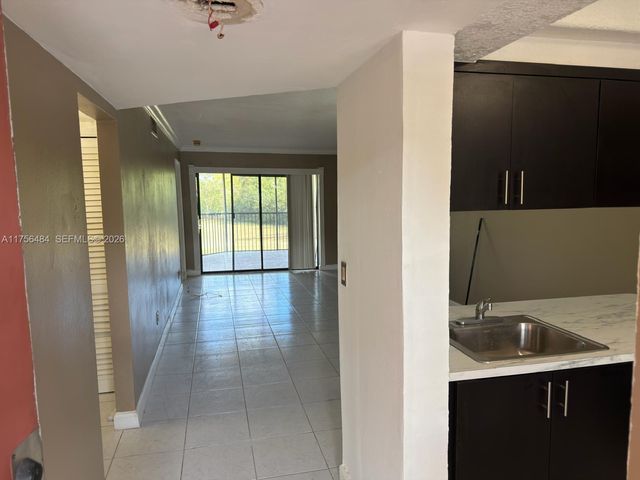 3400 Foxcroft Rd 212, Miramar, FL 33025