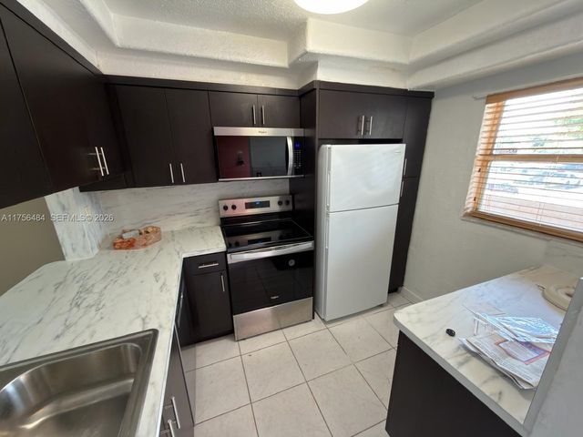 3400 Foxcroft Rd 212, Miramar, FL 33025