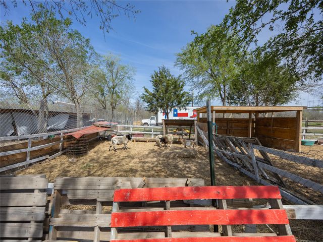 11600 S UHwy 183 S, Buda, TX 78610