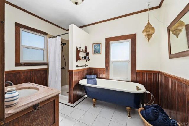 2641 Massachusetts Ave, Lemon Grove, CA 91945