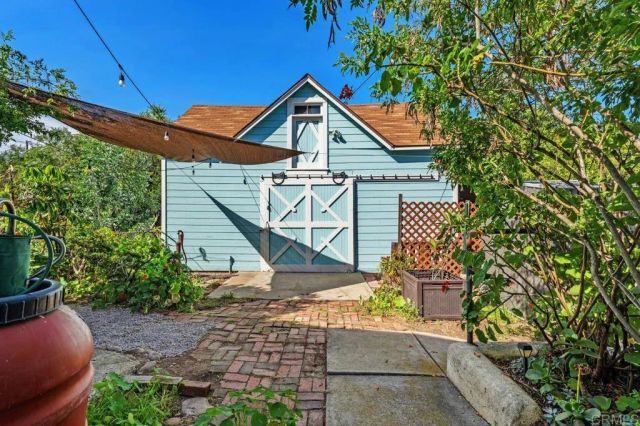 2641 Massachusetts Ave, Lemon Grove, CA 91945