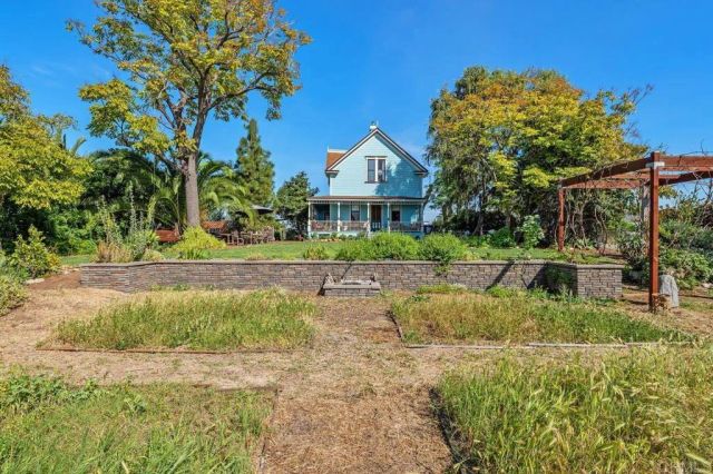 2641 Massachusetts Ave, Lemon Grove, CA 91945