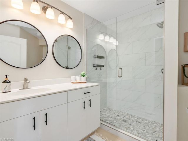 1295 Sweetwater CV 8201, Naples, FL 34110