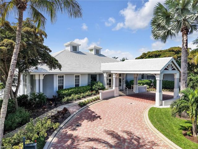 1295 Sweetwater CV 8201, Naples, FL 34110