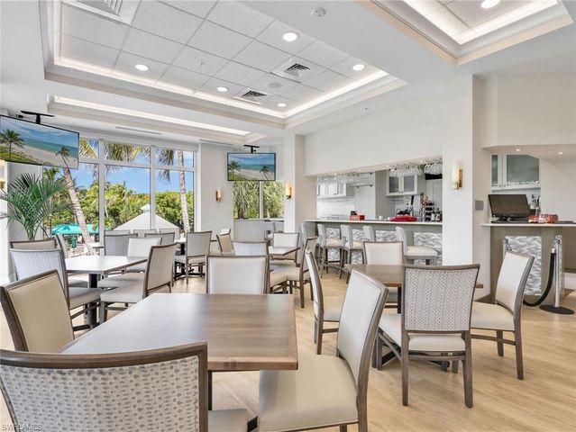 1295 Sweetwater CV 8201, Naples, FL 34110