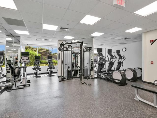1295 Sweetwater CV 8201, Naples, FL 34110