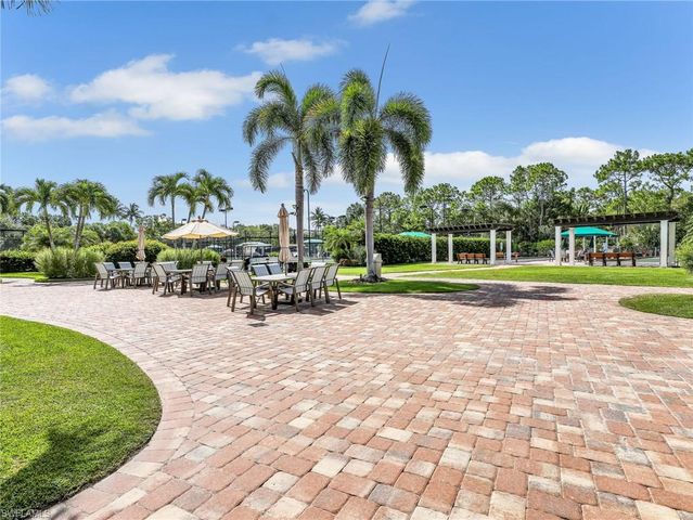 1295 Sweetwater CV 8201, Naples, FL 34110