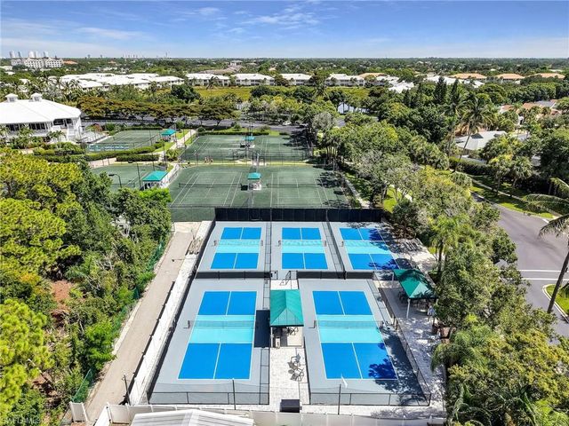 1295 Sweetwater CV 8201, Naples, FL 34110