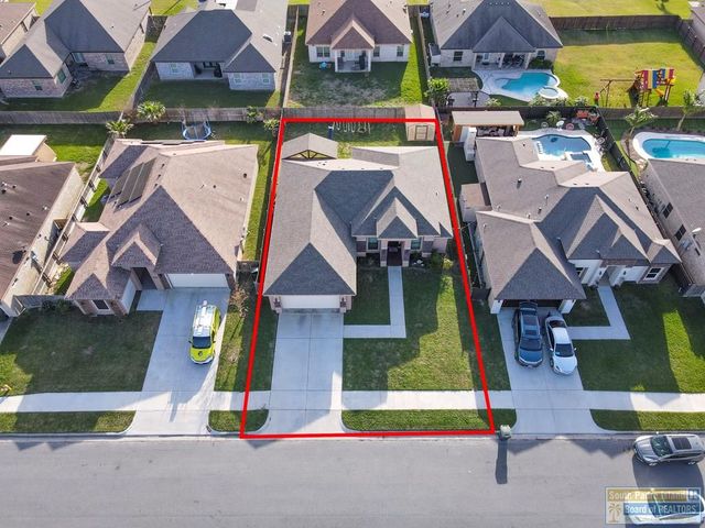 4802 Westgate Cir N, Harlingen, TX 78552