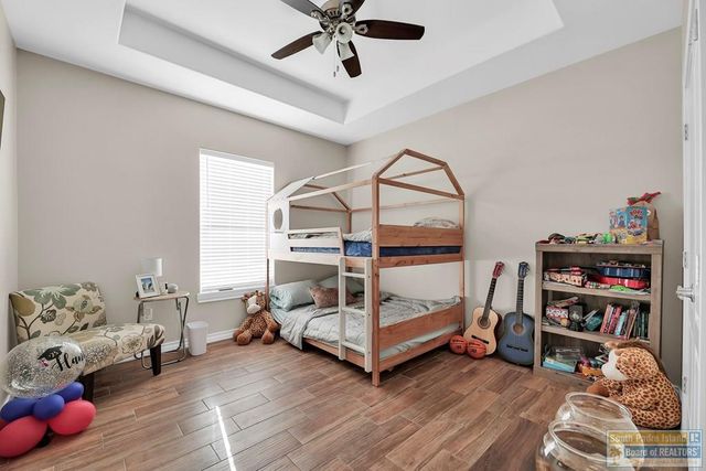 4802 Westgate Cir N, Harlingen, TX 78552