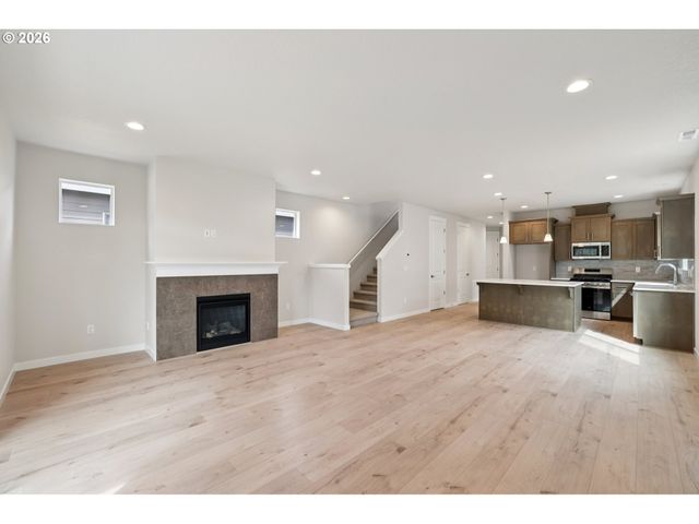 1477 N Millican Creek St, Lafayette, OR 97127