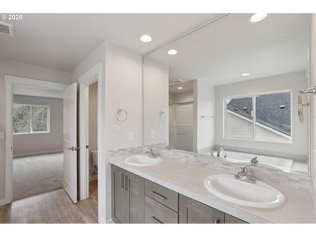 1477 N Millican Creek St, Lafayette, OR 97127