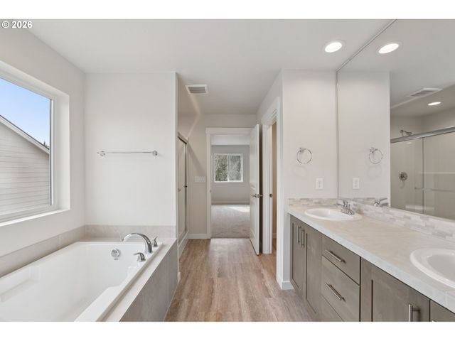 1477 N Millican Creek St, Lafayette, OR 97127